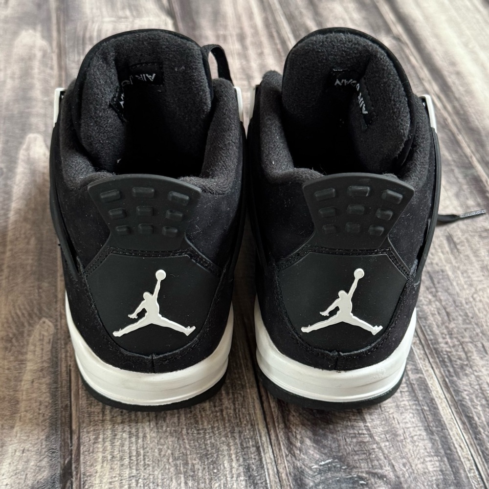 Nike Air Jordan 4 Retro White Thunder/Black Suede Sneakers 4.5 Y - Picture 8 of 10